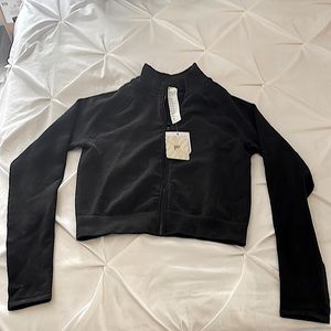 Fabletics cloud seamless cropped jacket